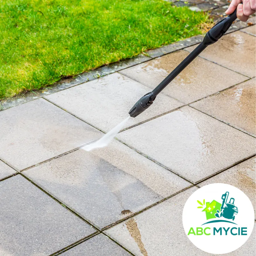 Mycie kostki brukowej myjką ciśnieniową przez ABC Mycie